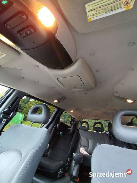Chrysler Grand Voyager IV 28 CRD LX Pępowo
