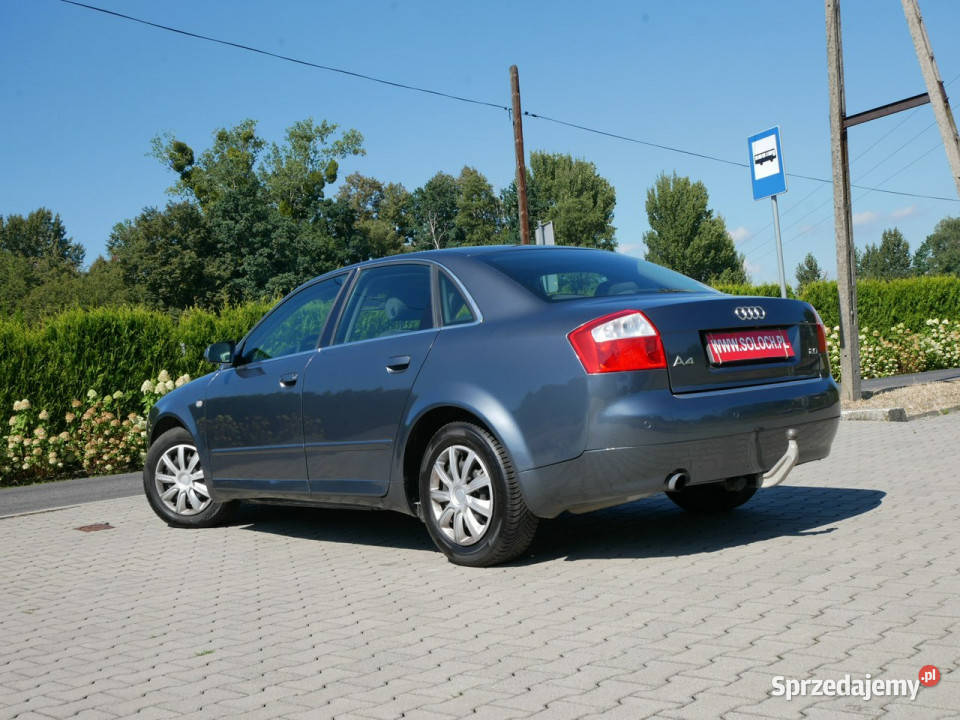 Audi A4 20MPI 130 Sedan Hak Nowy rozrząd Tarcze Rok produkcji 2004 Goczałkowice-Zdrój