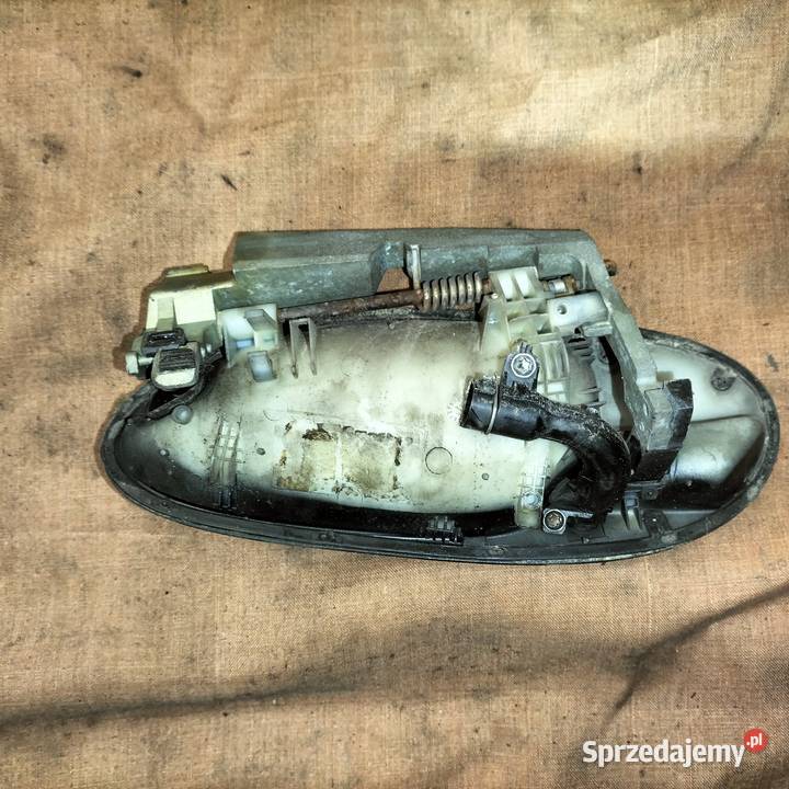 Klamka soft close podświetlana BMW E65 E66 PRAWA Poręba sprzedam