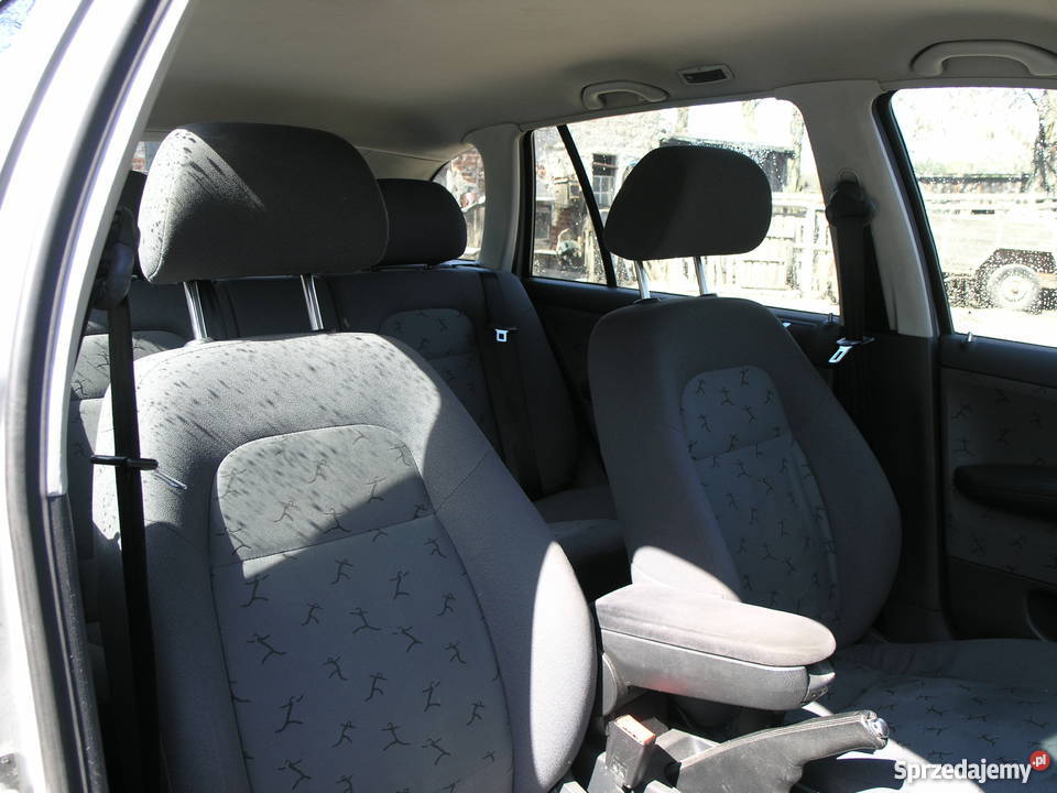 Komplet foteli Fabia 1 Elegance 2004 poduszki Wyposażenie wnętrza Mieścisko