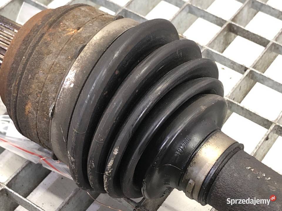 PÓŁOŚ PRAWY PRZÓD FORD FOCUS III 16 105 PRZEGUB osobowe