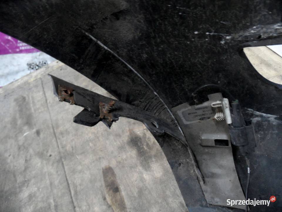 FORD FIESTA MK7 VII LIFT 13r zderzak tył świętokrzyskie