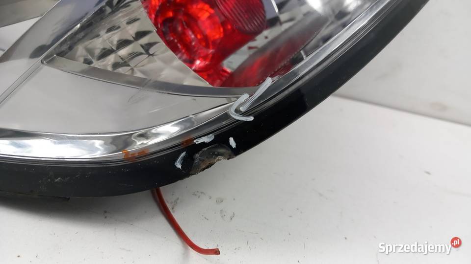 CHEVROLET CAPTIVA I LIFT SUV LAMPA TYŁ LEWA Światła stop Oświetlenie Zbierkowo