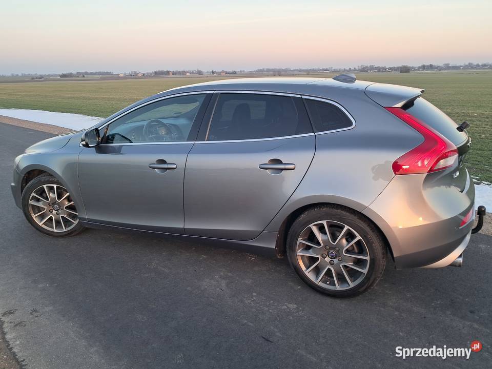 Volvo v40 20 D4 190 Rok produkcji 2014 Ciechanów sprzedam