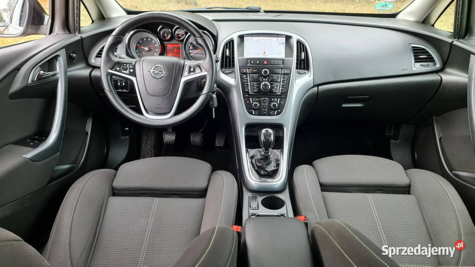 Opel Astra 14T 140 LIFT Sports Tourer Business wielofunkcyjna kierownica Chmielnik sprzedam