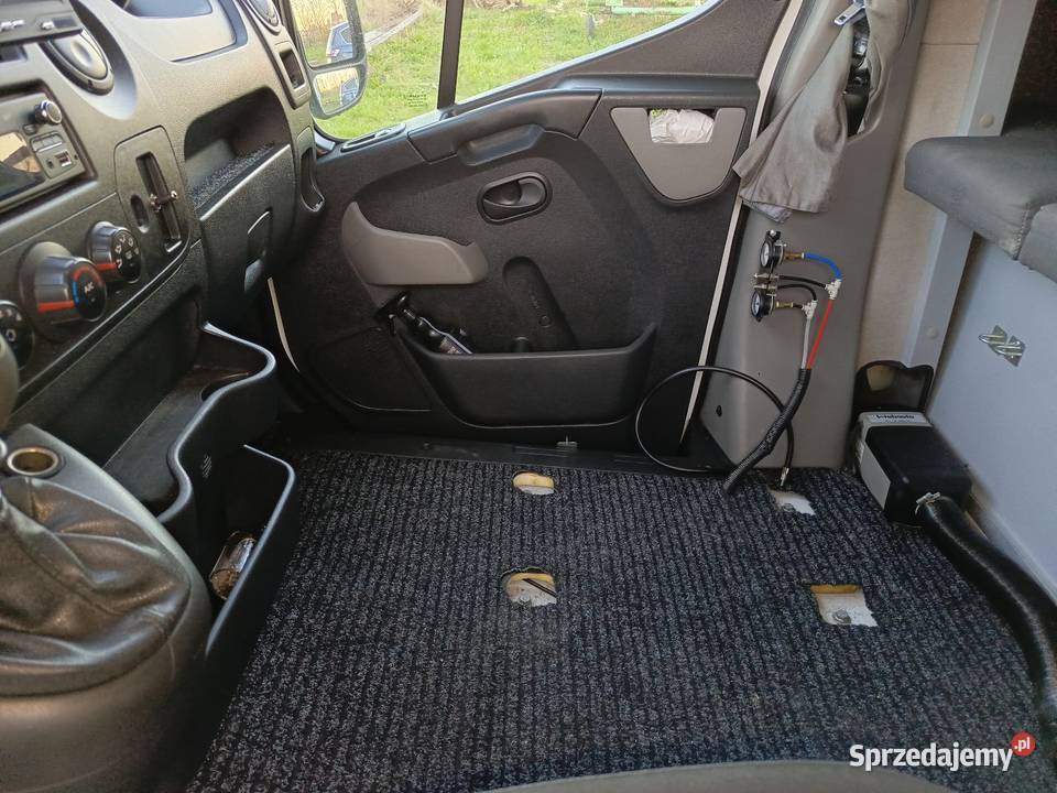 Renault Master III 23 DCI 170 Twin Cab 8 palet Busko-Zdrój