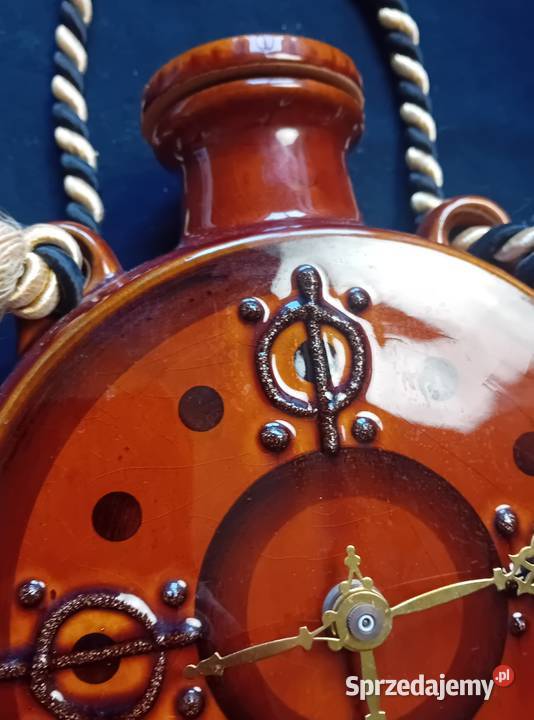 Ceramiczny zegar kwarcowy w formie karafki wielkopolskie