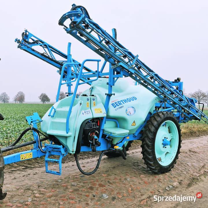 Opryskiwacz Berthoud Tracker 3234 7 sekcji ARAG Maszyny rolnicze