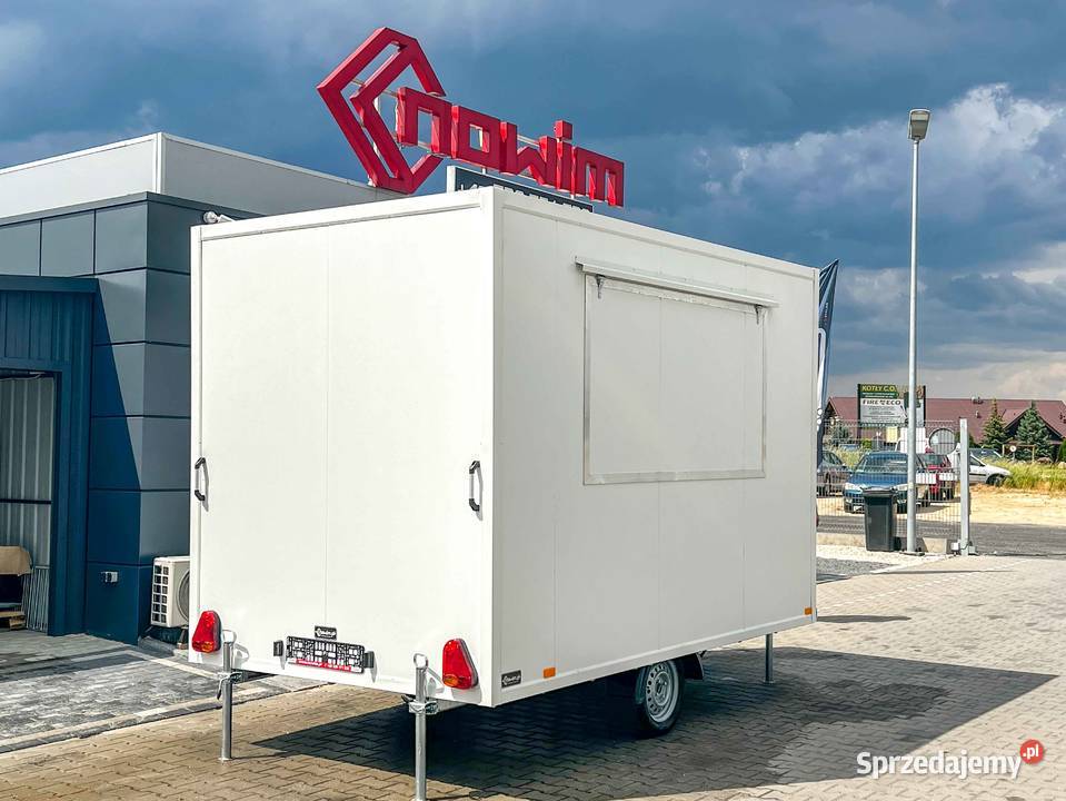 Przyczepa gastronomiczna food truck kącik Rok produkcji 2025 Gastronomiczne Kotlin sprzedam