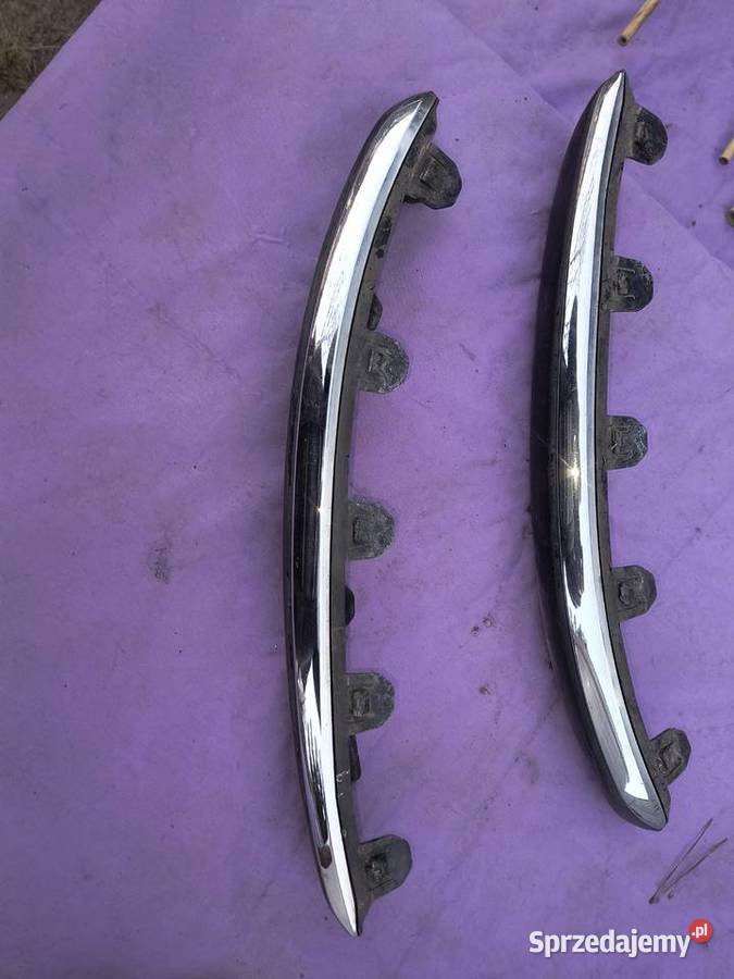 Sprzedam znaczek peugeot 407 i listwy Łękińsko