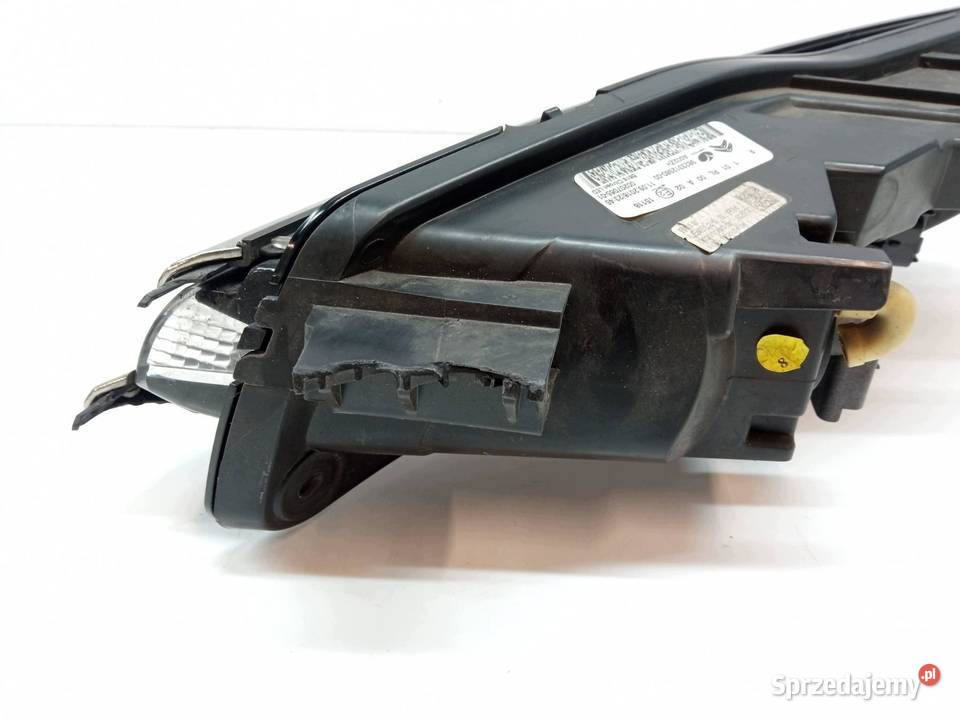 HALOGEN 9823312980 PRAWY PRZÓD DRL Citroen C3 świętokrzyskie sprzedam