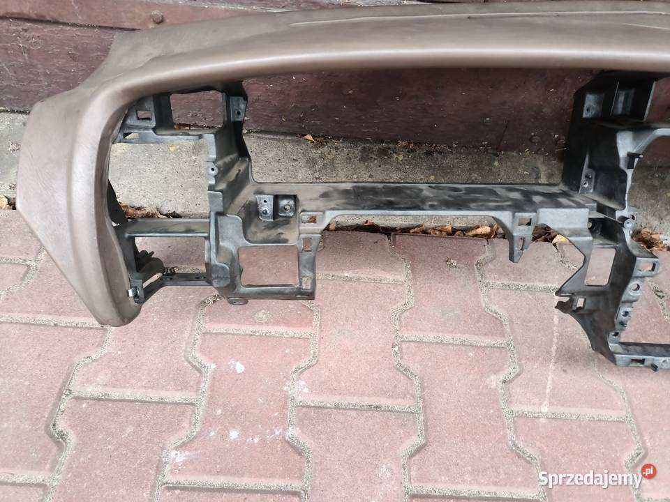 deska rozdzielcza avalon