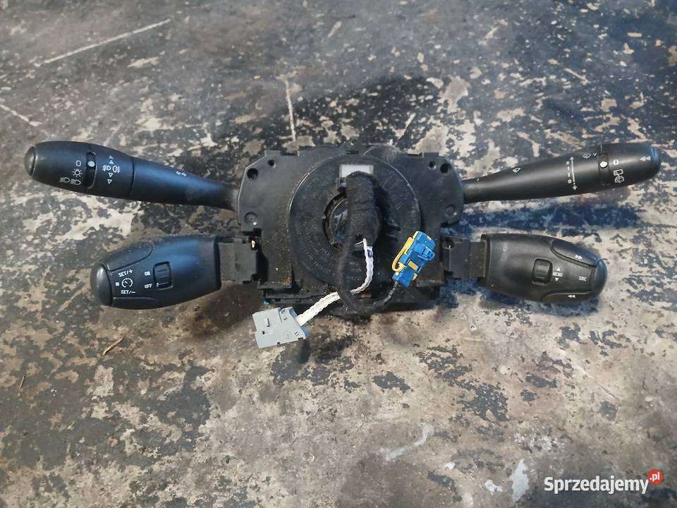 Zespolony przełącznik Pająk Peugeot Expert II Radłów