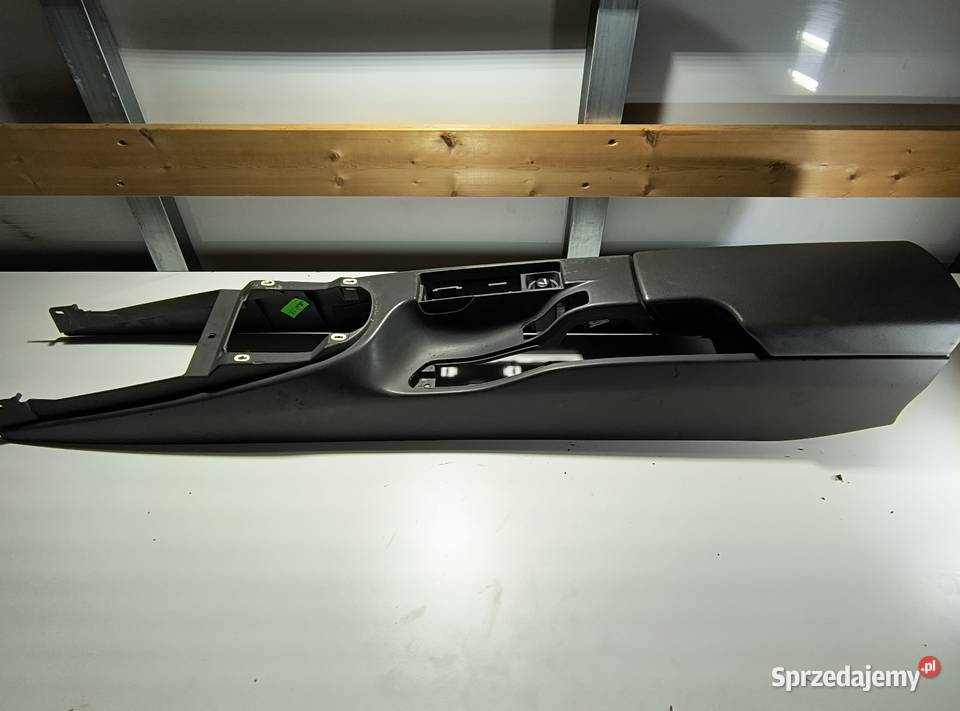 Tunel środkowy konsola podlokitnik 9872 lift osobowe Bieliny