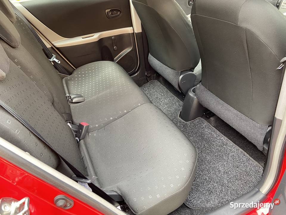 Toyota Yaris 13 Benzyna SOL Salon Polska nieuszkodzony Radom