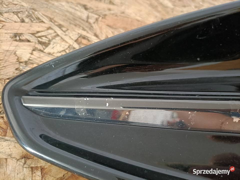HYUNDAI I30 III LIFT 20 KRATKA HALOGENU ZDERZAK osobowe Pleszew