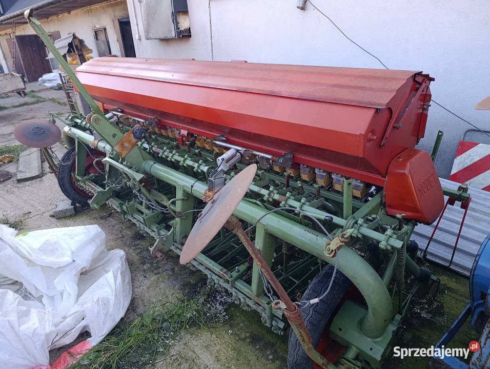 Siewnik zbożowy stegsted nodet nordsten Siewniki i sadzarki Rawica Stara