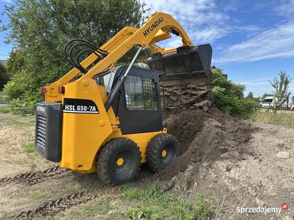 Miniładowarka Bobcat Hyundai HSL6507A Ładna 4x4