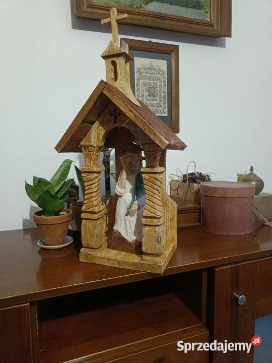 kapliczka drewniana Frasobliwy Rękodzieło Czarków