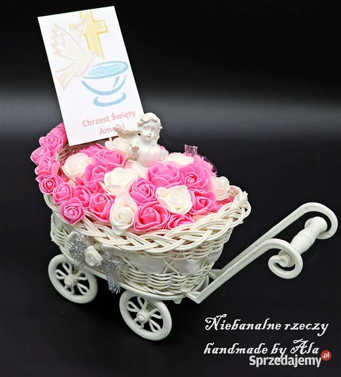 Wózek z różyczkami ozdoba prezent chrzest urodziny