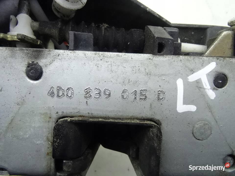 AUDI A8 D2 9402 ZAMEK DRZWI PRAWY LEWY TYL Przemęt