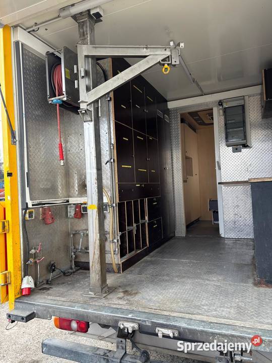 Samochód ciężarowy FUSO Canter specjalny do kamera cofania Chojnów sprzedam