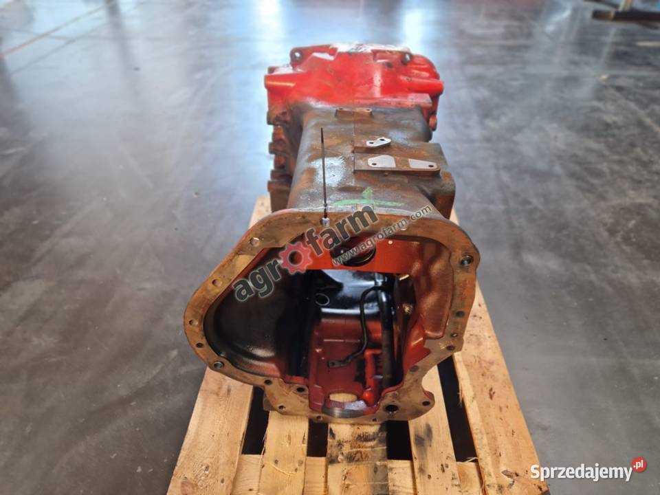 Obudowa skrzyni biegów McCormick MTX 155 Byków