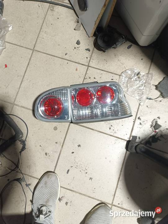 LAMPY TYLNE FORD ESCORT MK67 9500 HB KOMPLET Ostrów Wielkopolski sprzedam