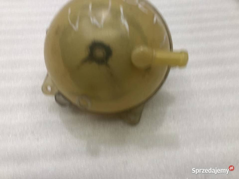 ZBIORNIK WYRÓWNAWCZY VW GOLF III 19 TDI 9301