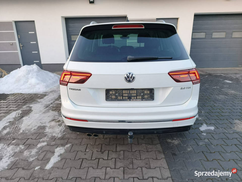 Volkswagen Tiguan RLINE20 150 konikamera światła do jazdy dziennej Żabno