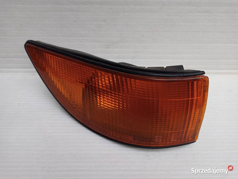Mitsubishi Colt III 3 Lancer IV 4 kierunkowskaz Sieradz sprzedam