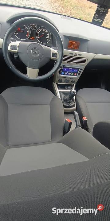 Opel astra 17 cdti bi Xenon 6 biegów aluminiowe felgi