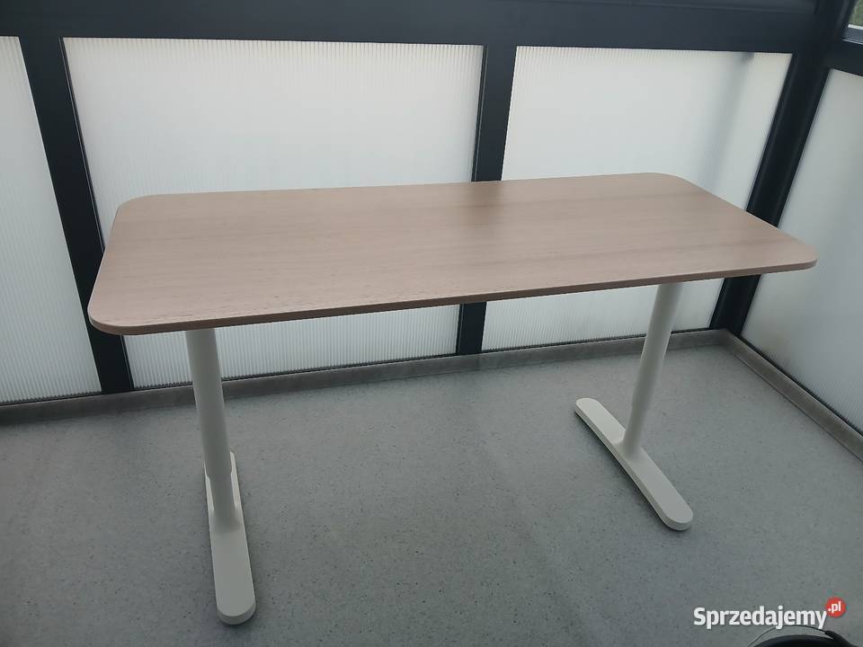Biurko Bekant regulowana wysokość 140x60 Puławy