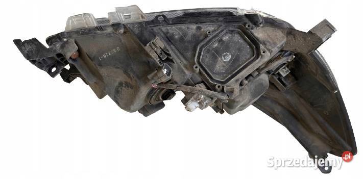 LAMPA PRAWY PRZÓD LED TOYOTA HILUX 16 EU