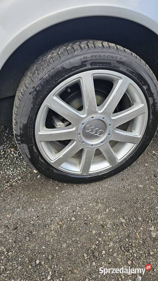 Audi A4 B6 20 benzyna 2002 r Sedan / Limuzyna Zawiercie