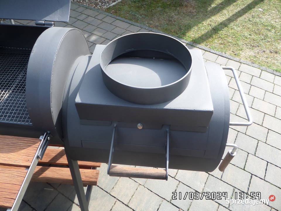 grill wędzarnia piec lokomotywa gastronomia