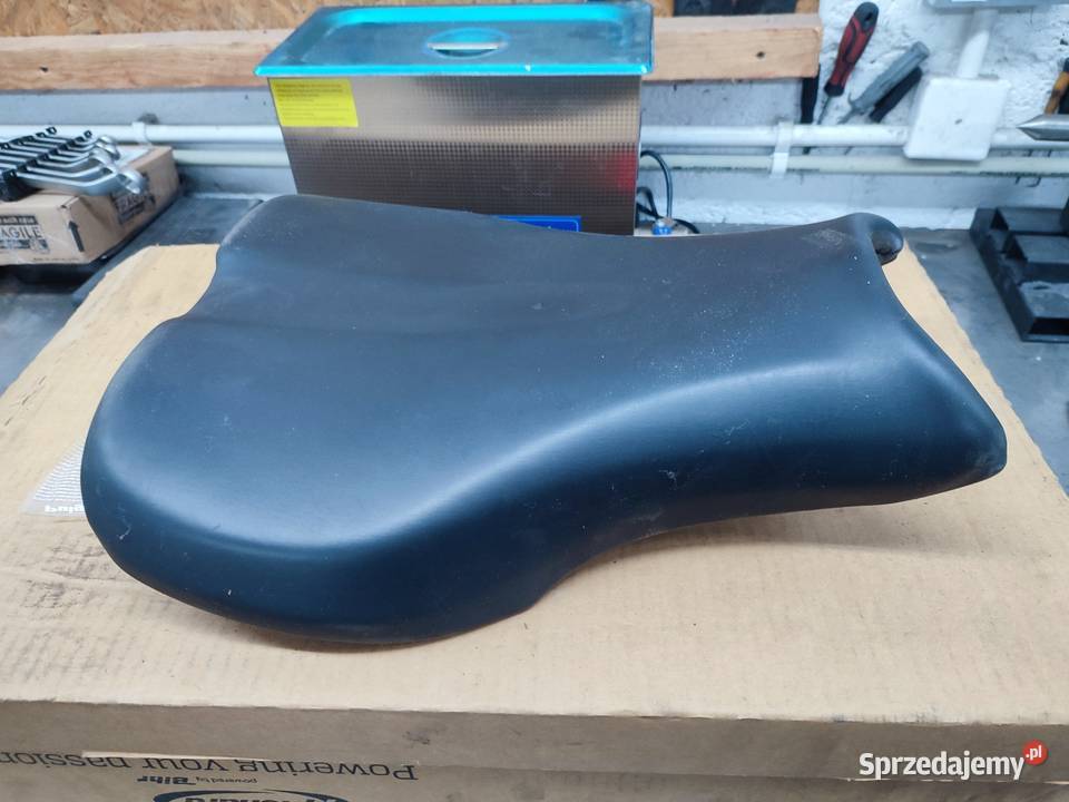 Siedzenie Triumph Daytona 675 0612 kanapa fotel Łuków