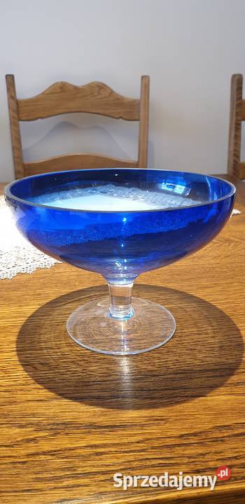 Szkło niebieskie czytaj oglądaj Mrągowo