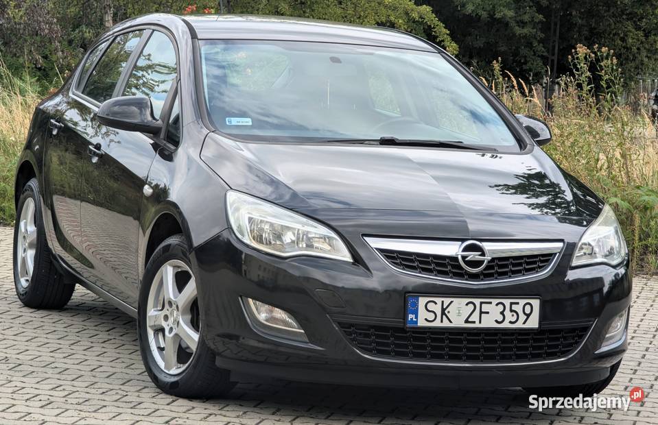 J 16 115 Benzyna Zadbana i Sprawna AluKlima 2011 Astra Racibórz