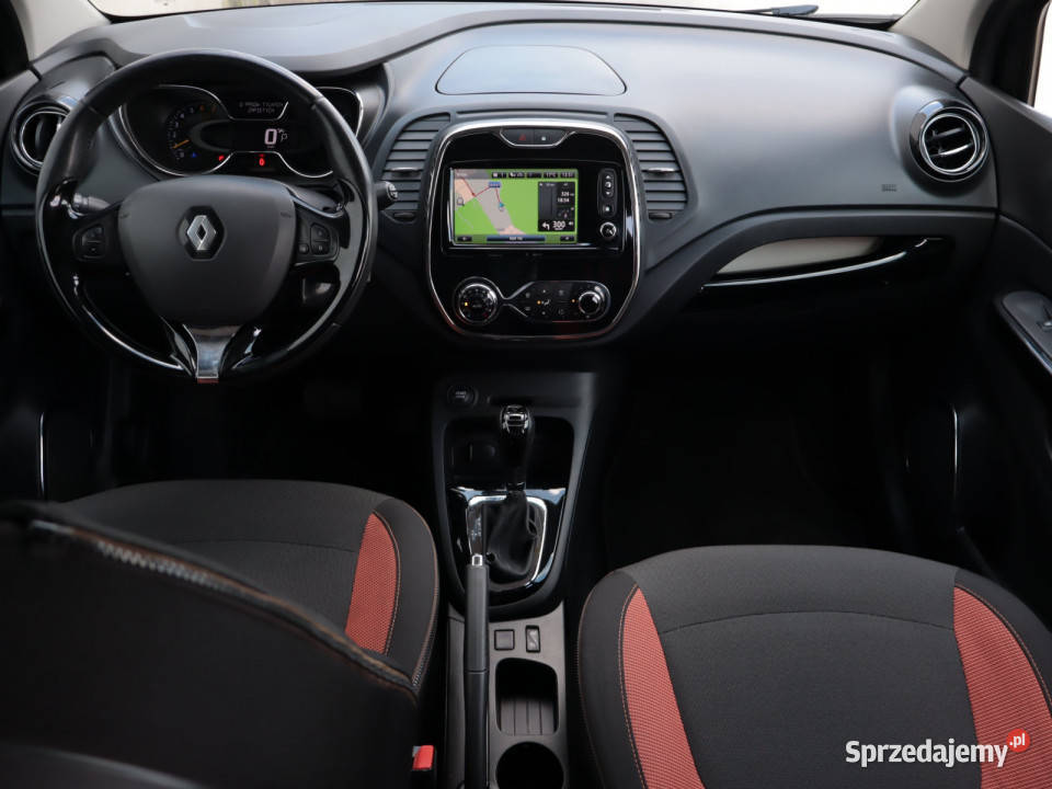 Renault Captur 12 TCe 87KM
