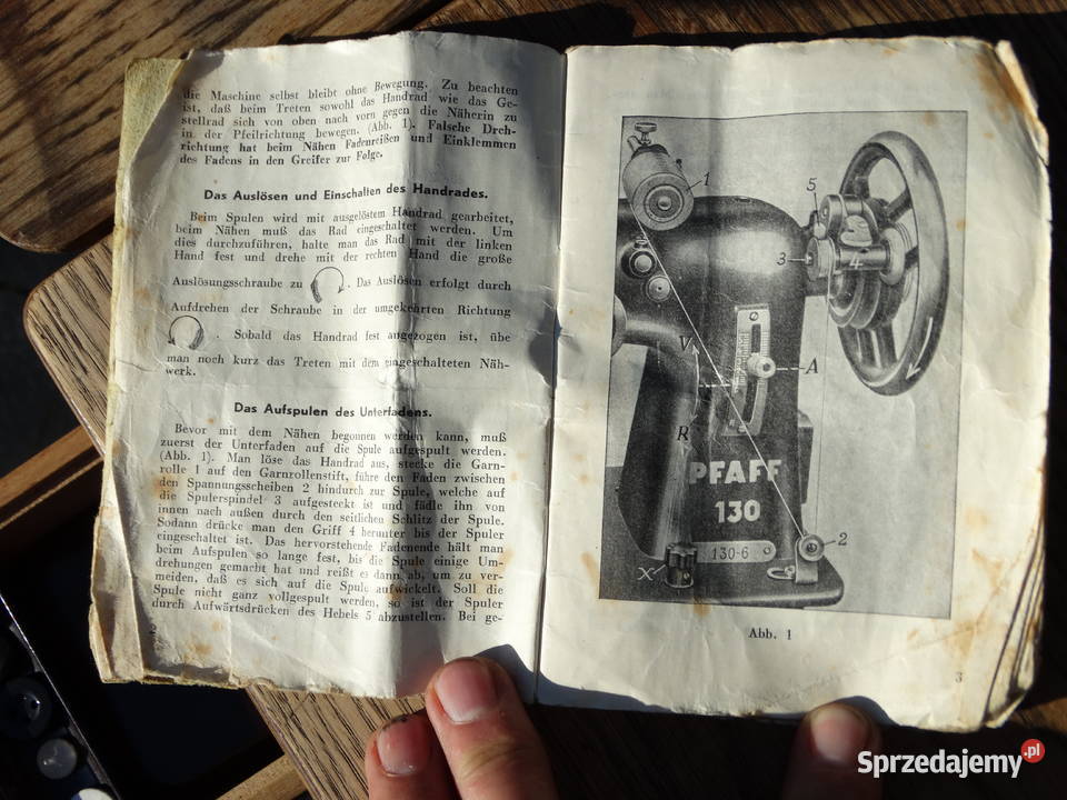 Stara maszyna do szycia Pfaff 130 w szafce retro Biłgoraj