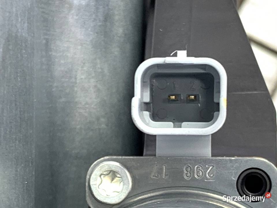 PODNOŚNIK SZYBY PRAWY TYŁ KIA VENGA 834801P010