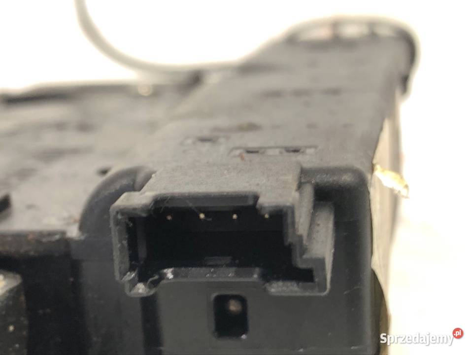 ZAMEK KLAPY TYŁ BMW E84 SUV 912781 0915