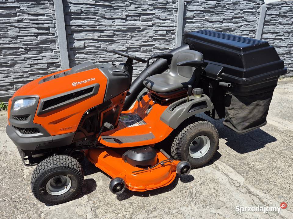 Traktorek ogrodowy kosiarka Husqvarna YTA 24V48 Zaczernie