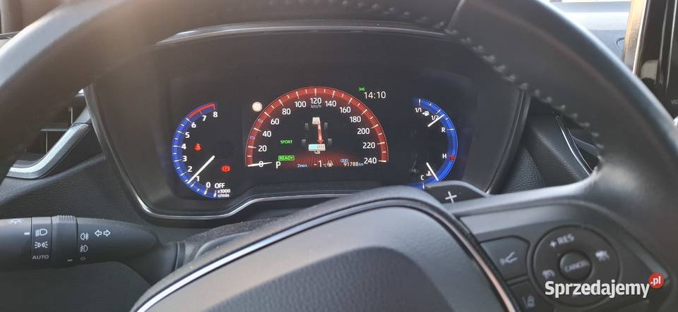 Toyota corolla e21 20 hybrid kombi SALON POLSKA 184KM