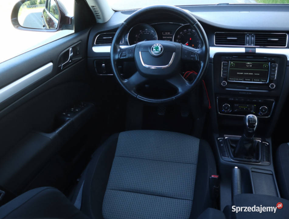 Skoda Superb 18 TSI elektrycznie ustawiane fotele Łódź