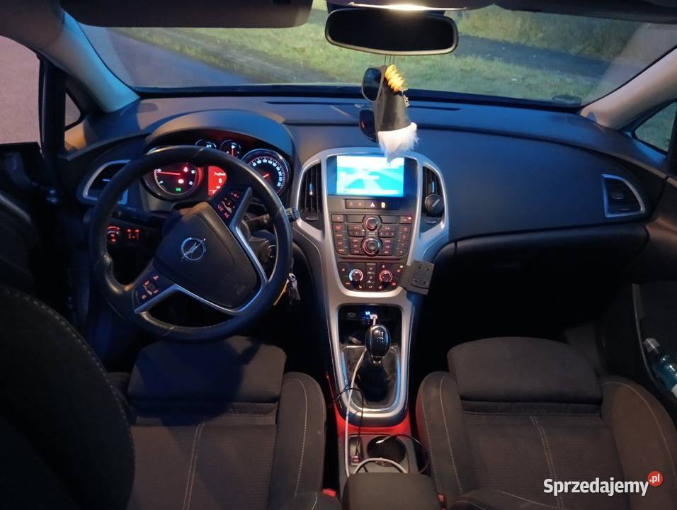 Sprzedam opel astra 17cdti Sports Tourer Astra sprzedam
