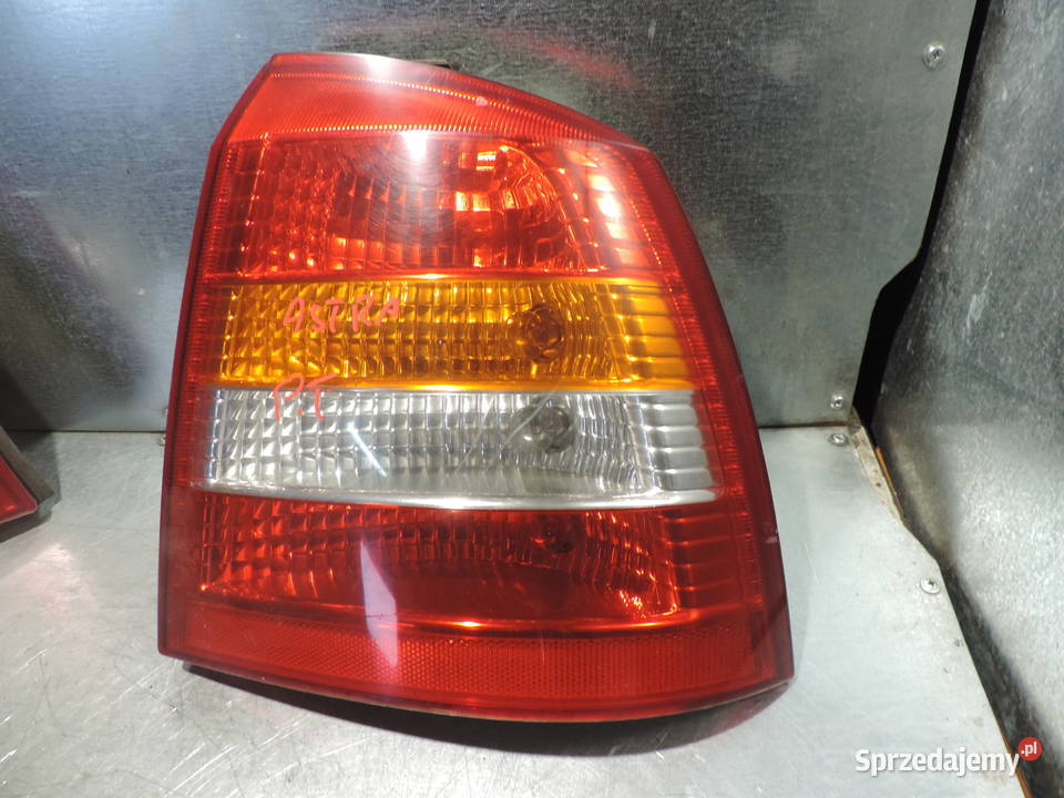 LAMPA TYŁ PRAWA OPEL ASTRA II G 2 HB Nowy Sącz sprzedam