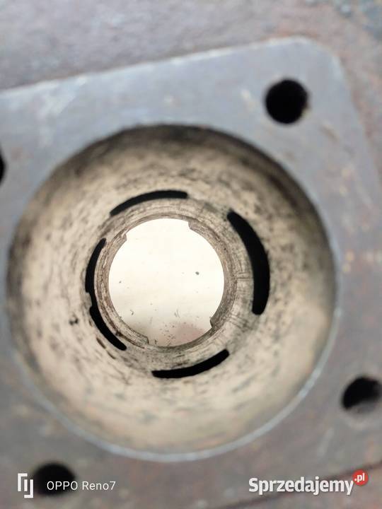 Cylinder żeliwny WSK SHL