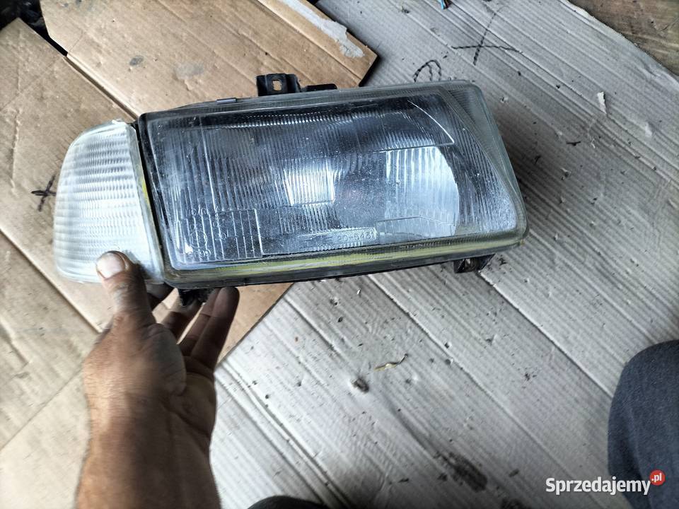 LAMPA PRZÓD PRZEDNIA PRAWA KIERUNKOWSKAZ SEAT osobowe